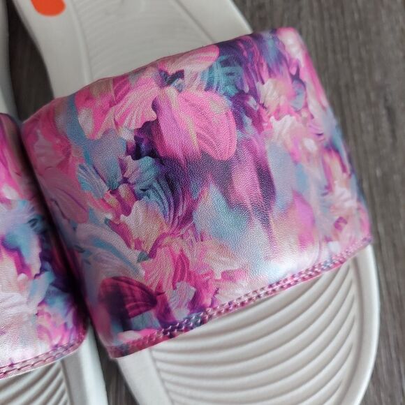 NEW Women's Victori One Slide Sandal Size 11 - Picture 6 of 7